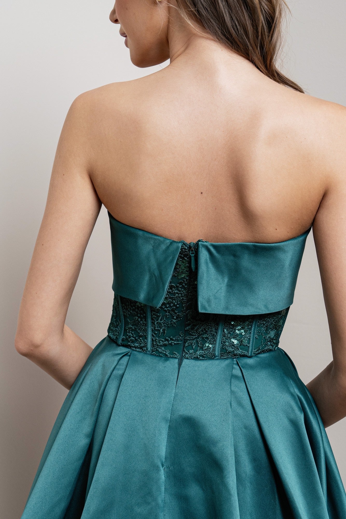 Vestido Classic Gown