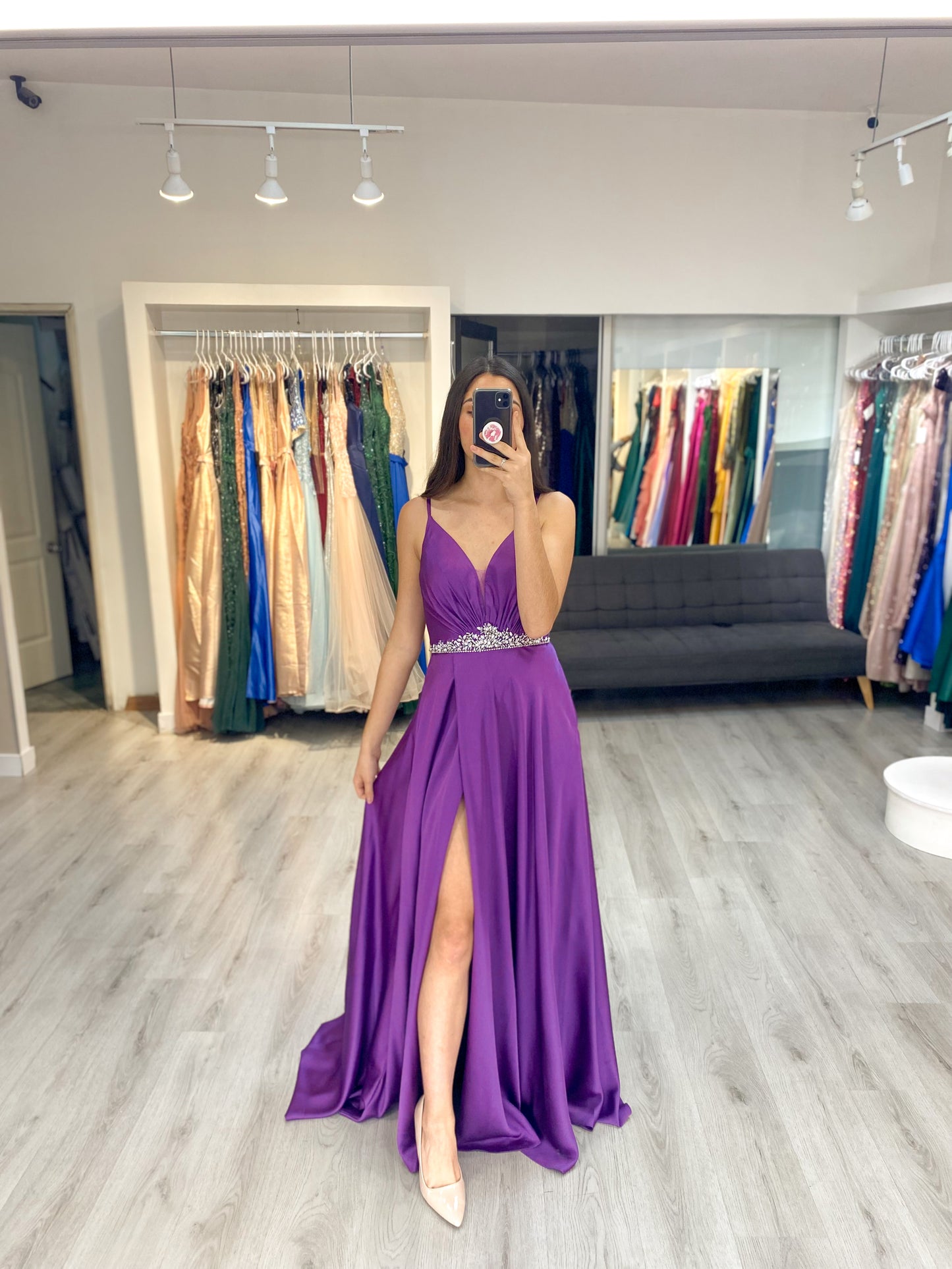 Vestido Grape Gown